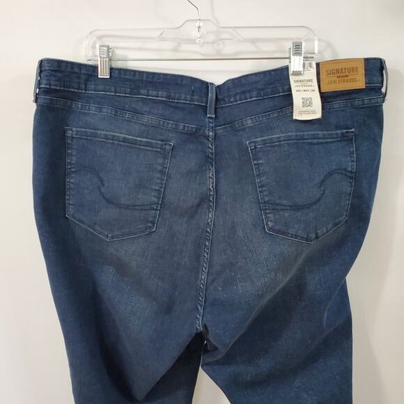 Signature Levi Strauss Jeans Women's 24 Short Skinny Stretch NWT - Picture 13 of 15